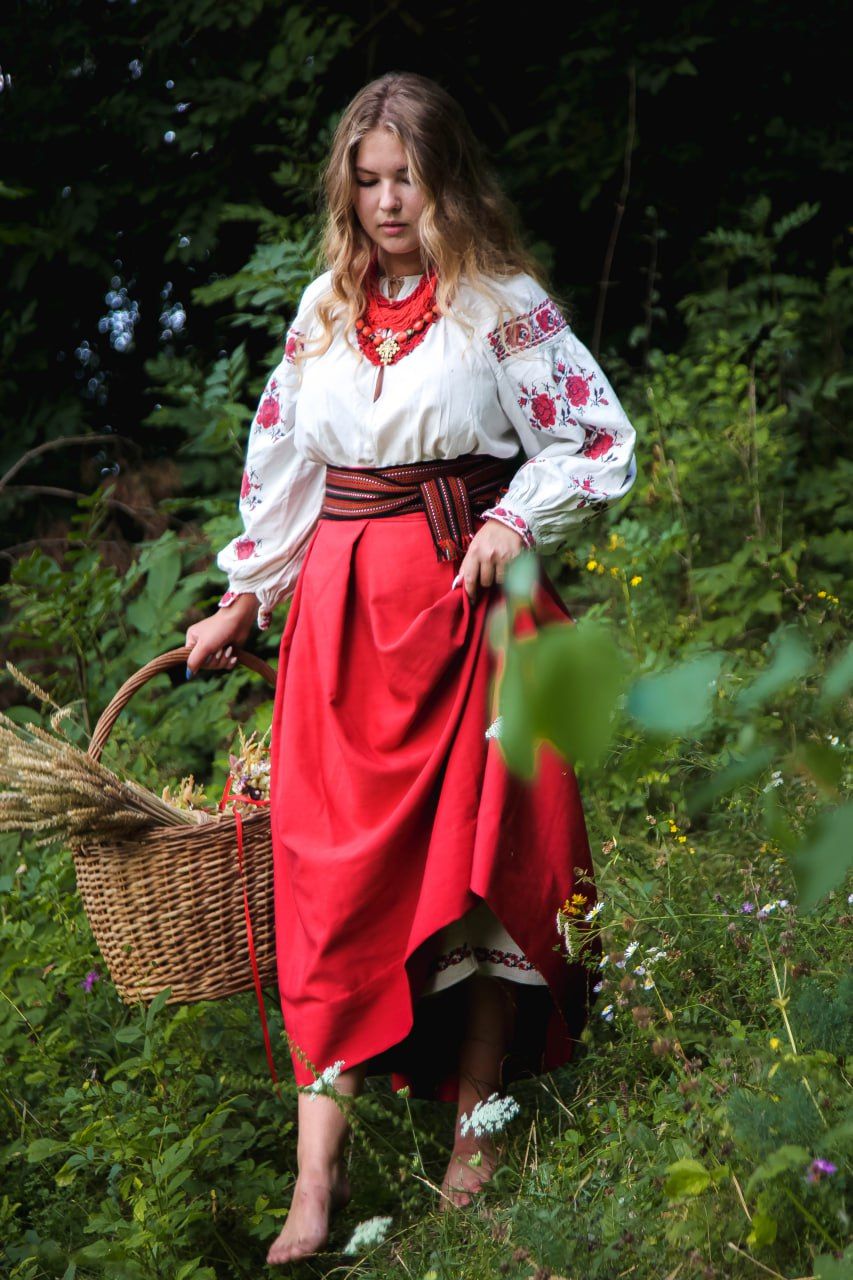 Slavic girls a quiet moment, a bright smile