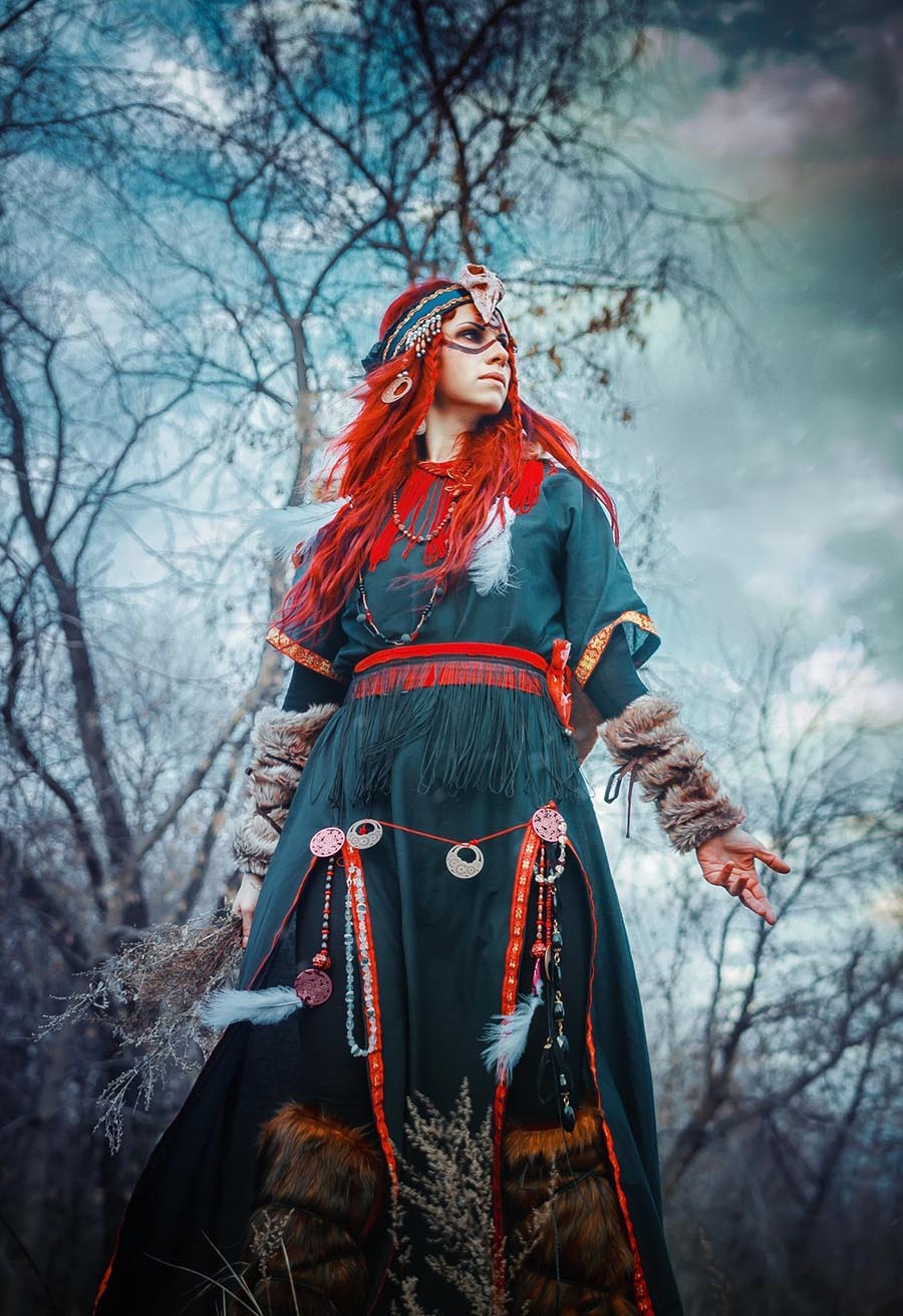 Take a pause and enjoy Girls in Slavic costumes — streaming from Dallas