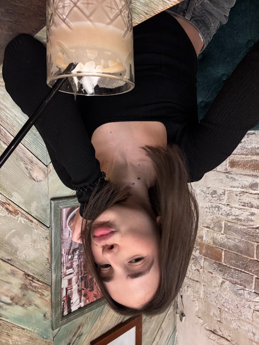 Fresh photos, fresh mood — Tina online in Dallas